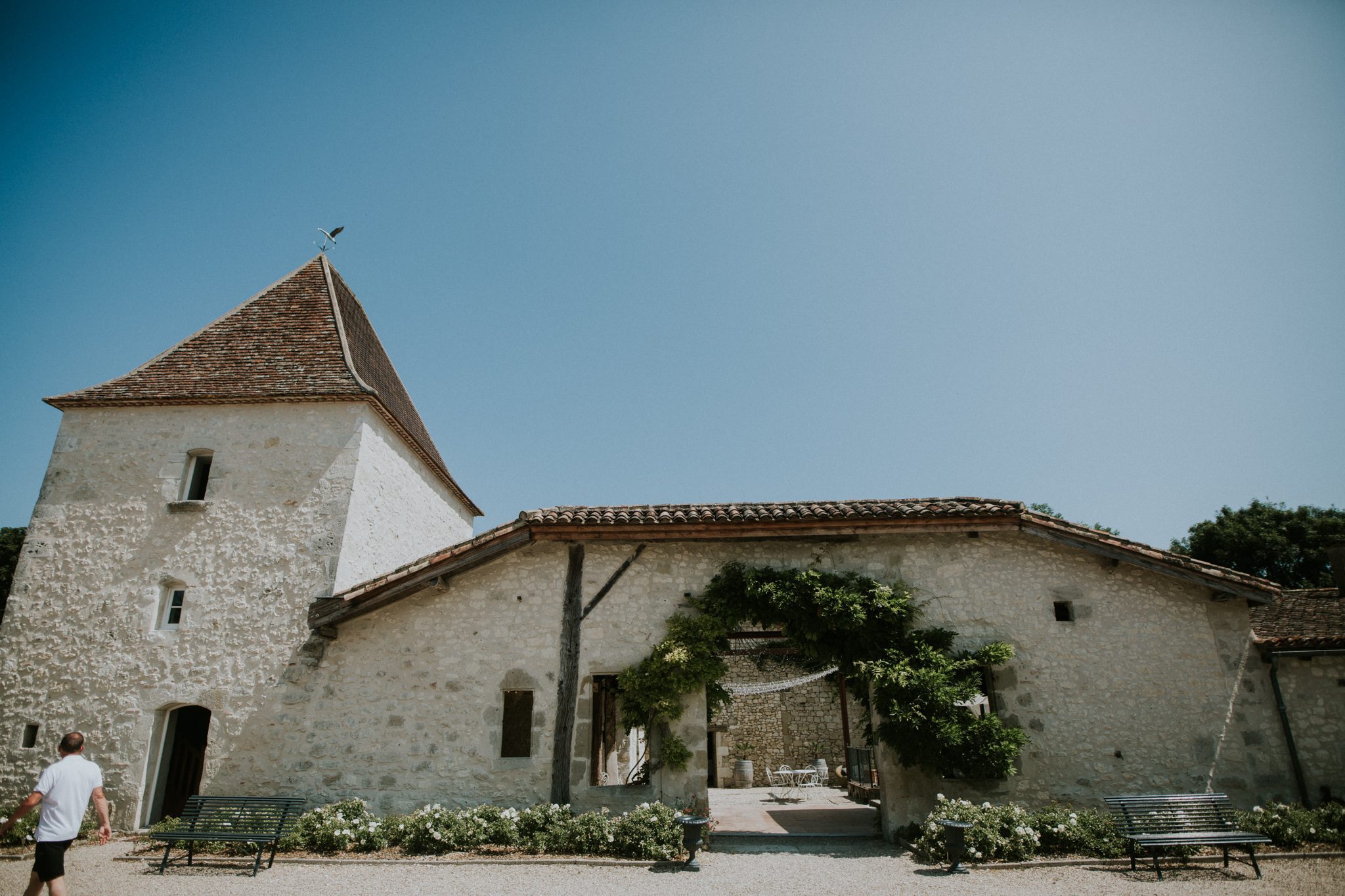 An image of the exterior of wedding venue Chateau St Paul, Marry Me In France